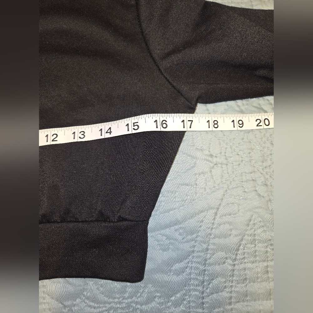 Women's M Black Cropped Zip-Up Hoodie - Picture 9 of 12